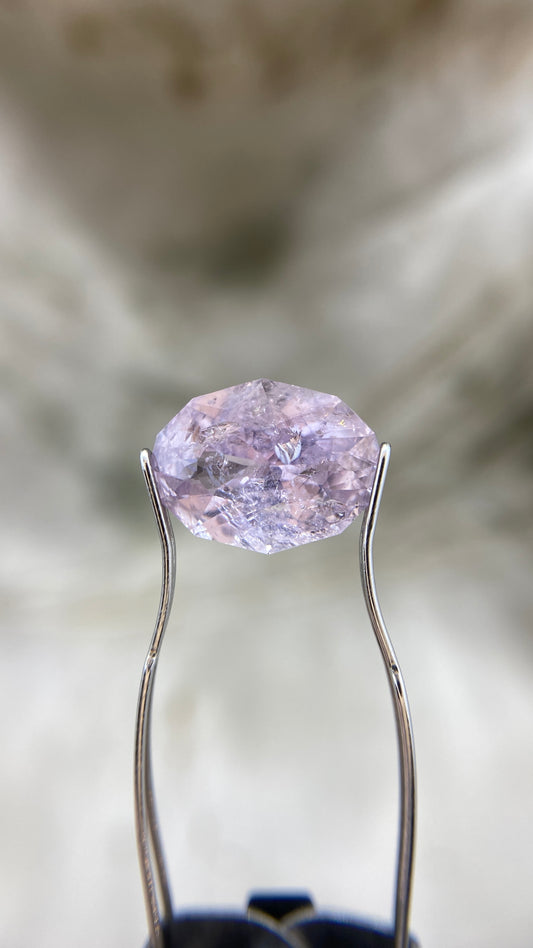 “Geode” 5.15ct Purple-Pink Sapphire